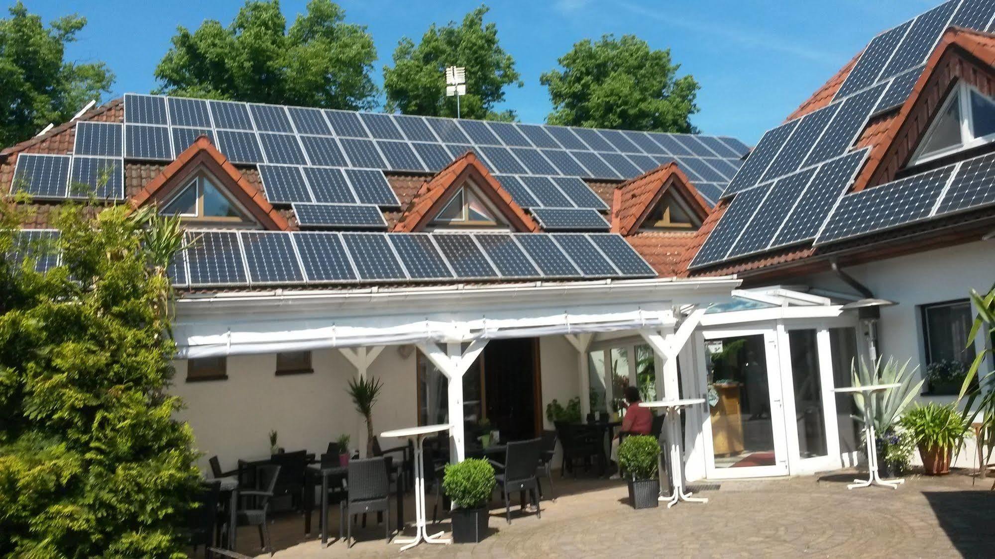 Landhotel Zum Baggernpuhl Wachow Εξωτερικό φωτογραφία